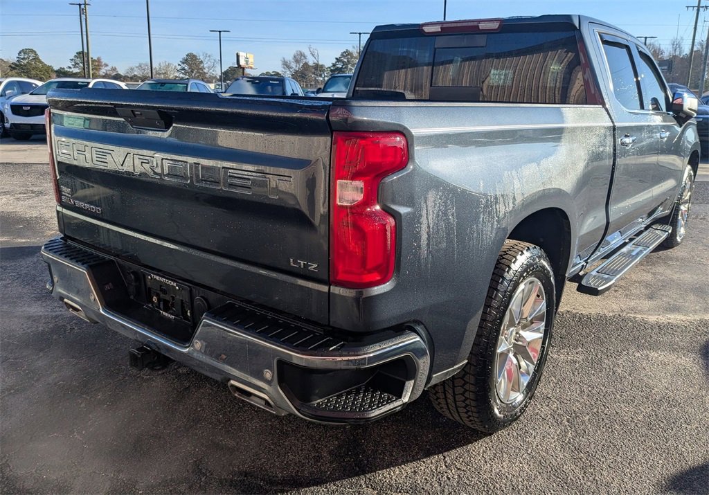 Certified 2021 Chevrolet Silverado 1500 LTZ w/ LTZ Premium Package image 3