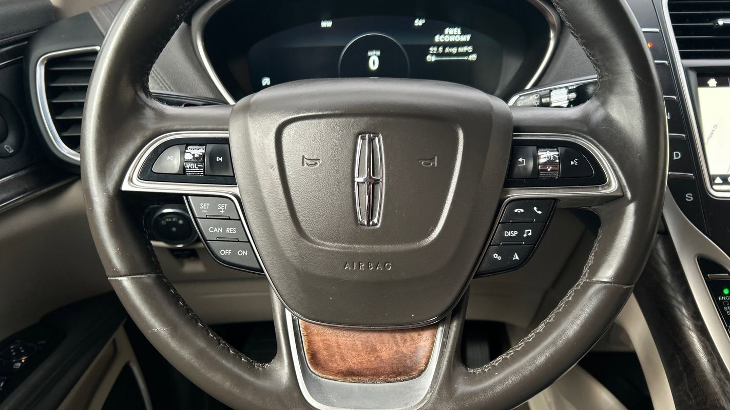 Used 2019 Lincoln Nautilus Reserve image 24