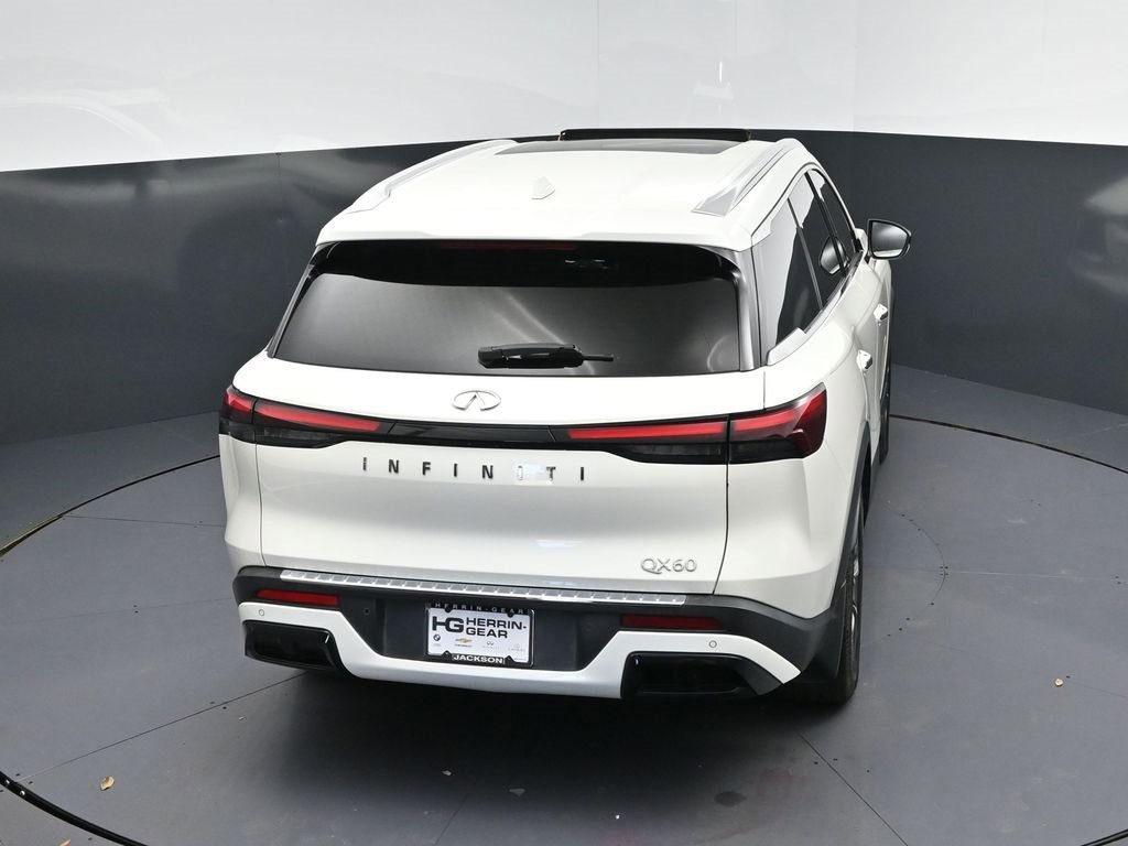 Certified 2023 INFINITI QX60 Luxe w/ Performance Audio Package image 37