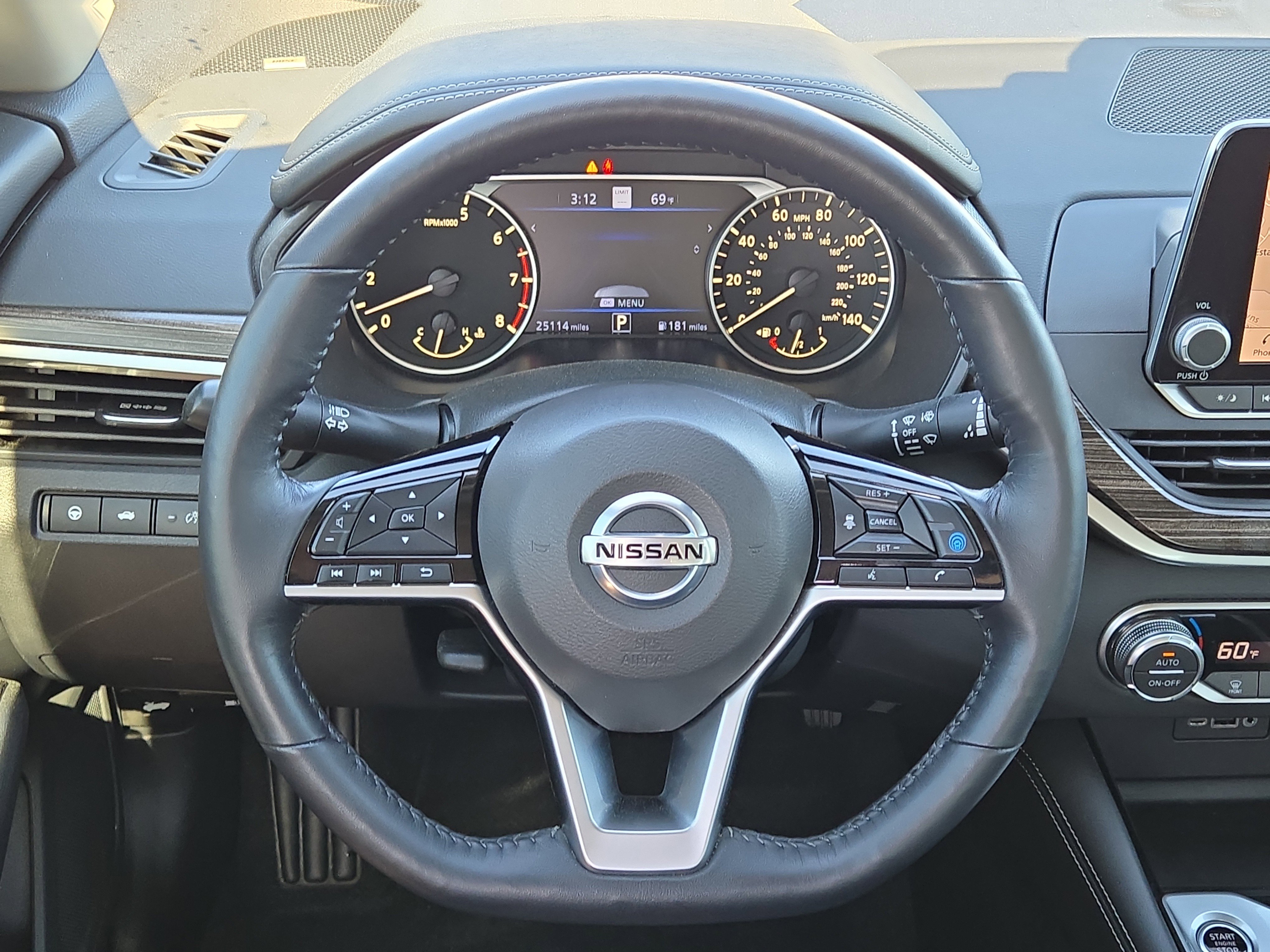 Used 2021 Nissan Altima 2.5 Platinum image 18