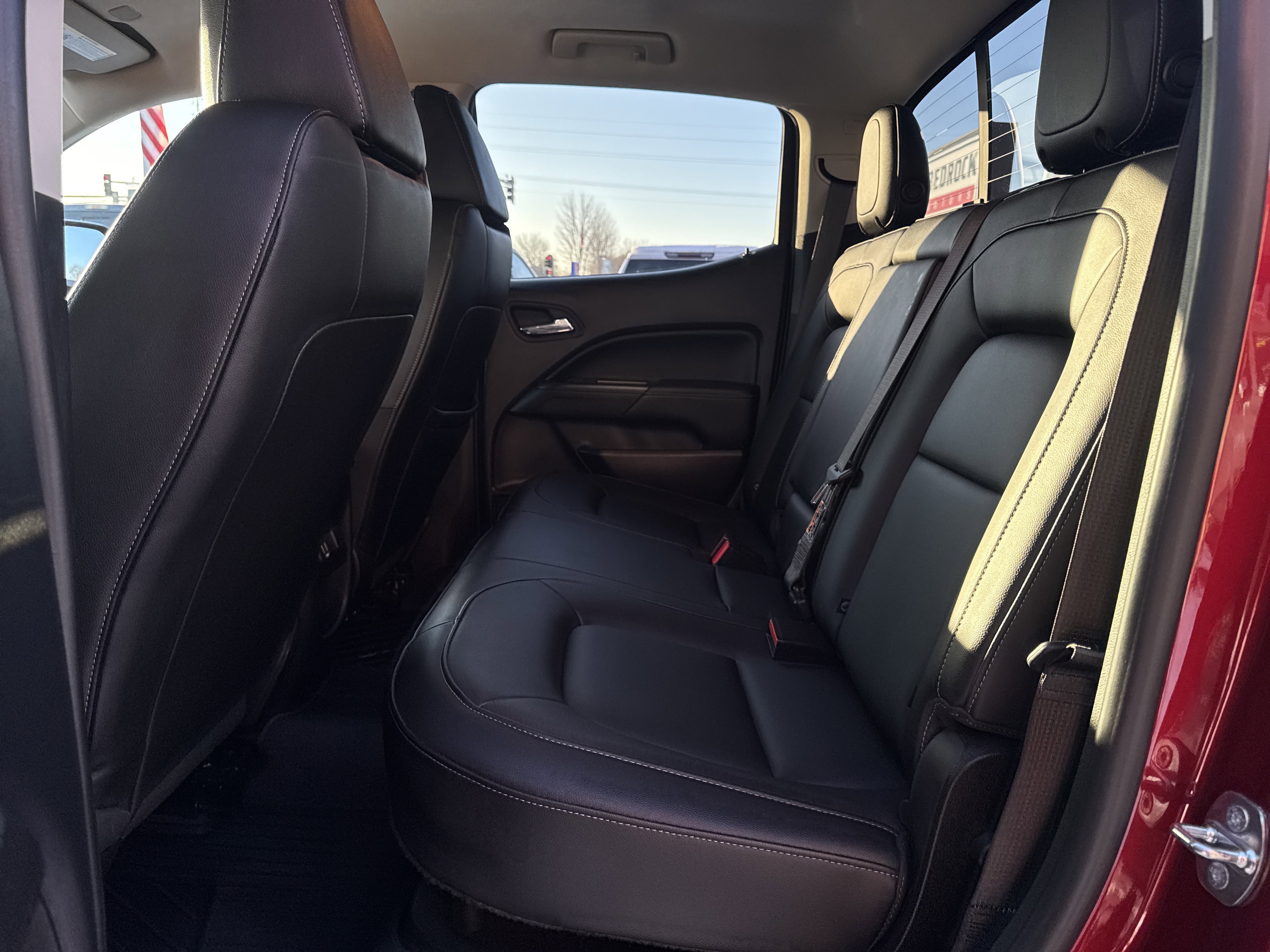 Used 2020 GMC Canyon SLT w/ Driver Alert Package image 31