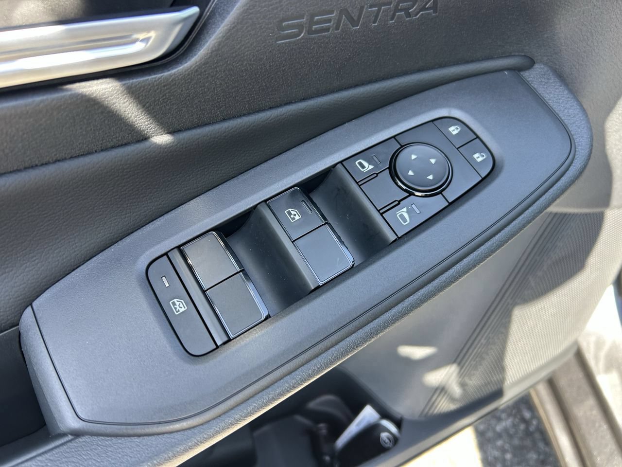 New 2027 Nissan Sentra SV w/ Floor Mat Package FWD image 28