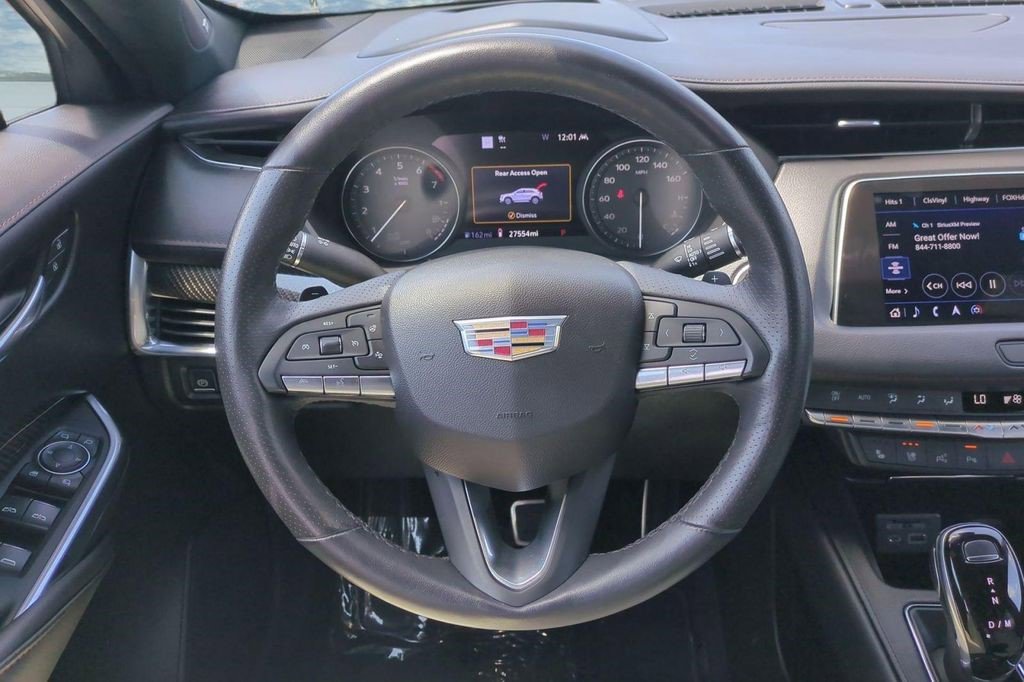 Certified 2022 Cadillac XT4 Sport FWD image 25