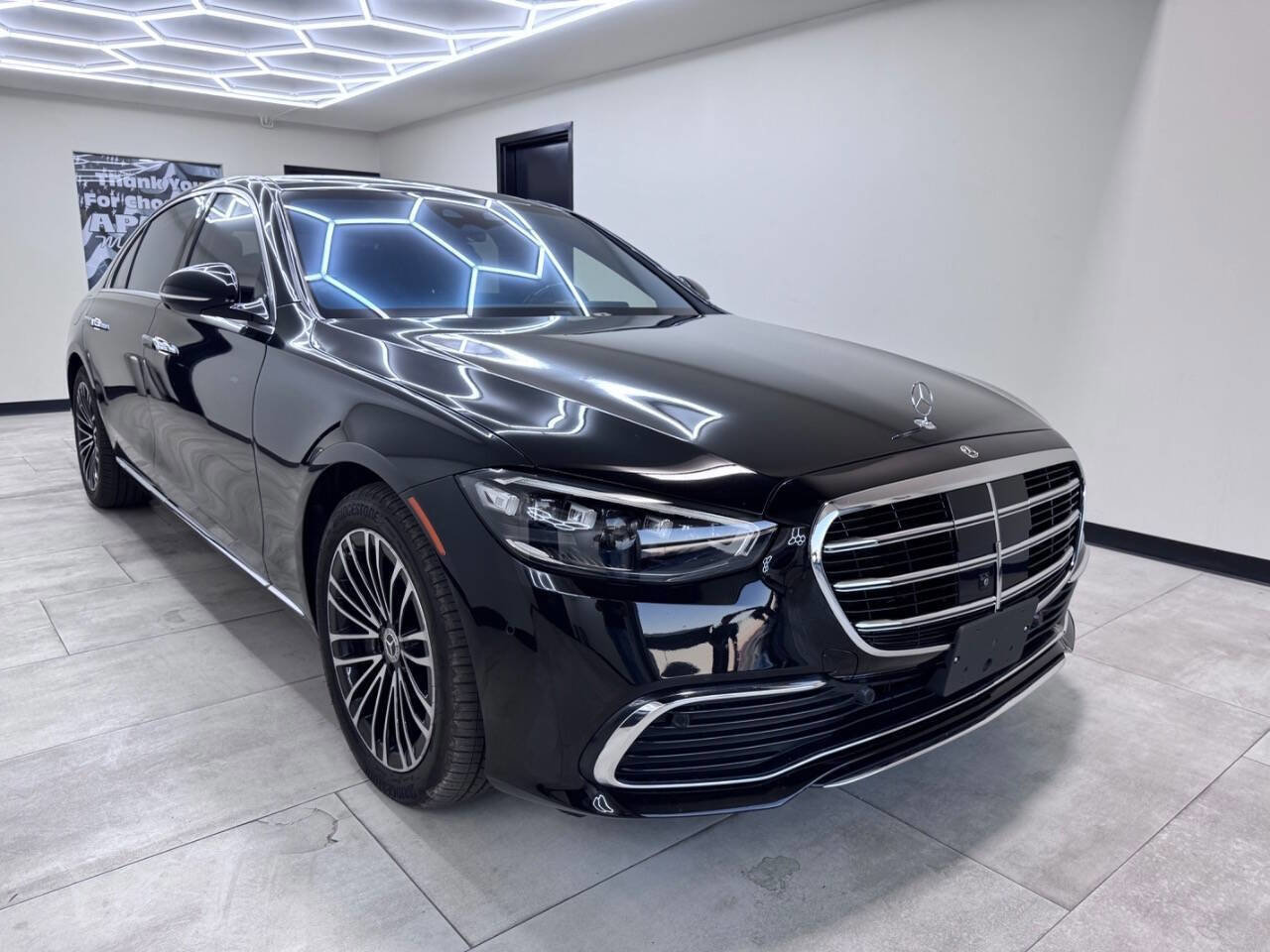 Used 2023 Mercedes-Benz S 580e 4MATIC Sedan w/ Warmth & Comfort Package image 12