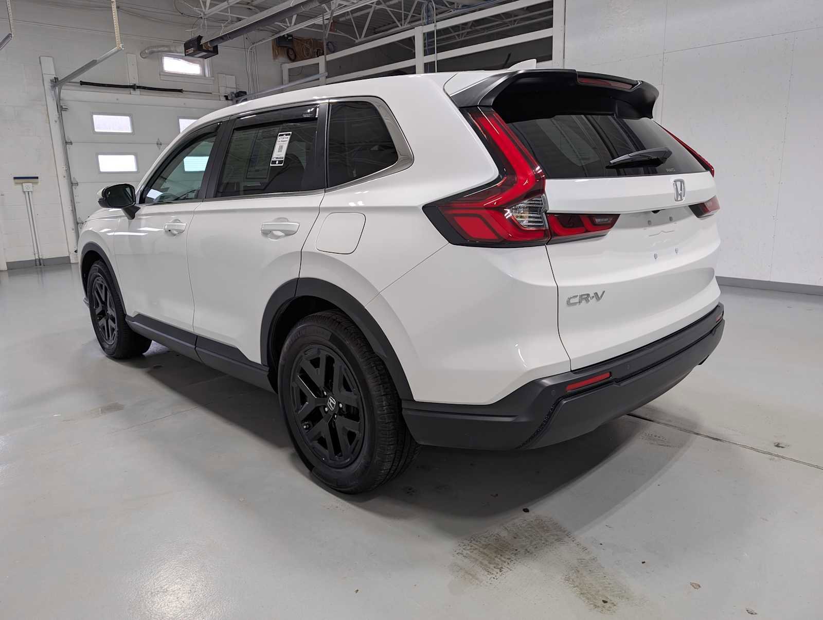 Used 2024 Honda CR-V EX-L image 10