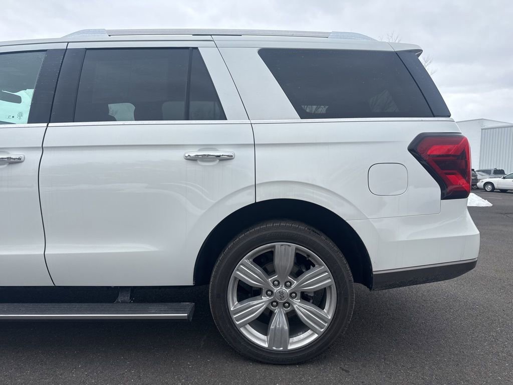 Used 2022 Ford Expedition King Ranch image 8