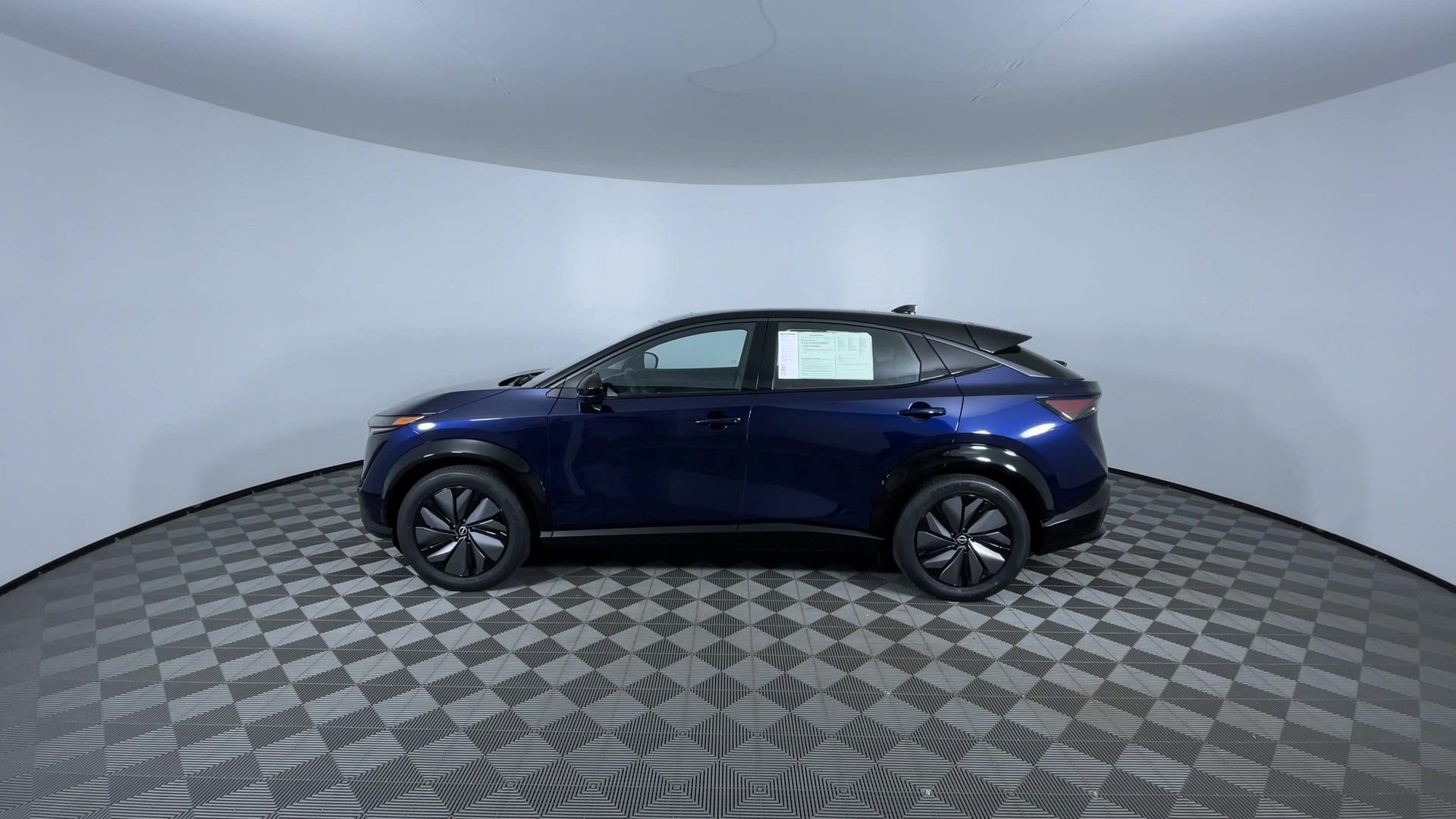 Certified 2024 Nissan Ariya AWD image 5