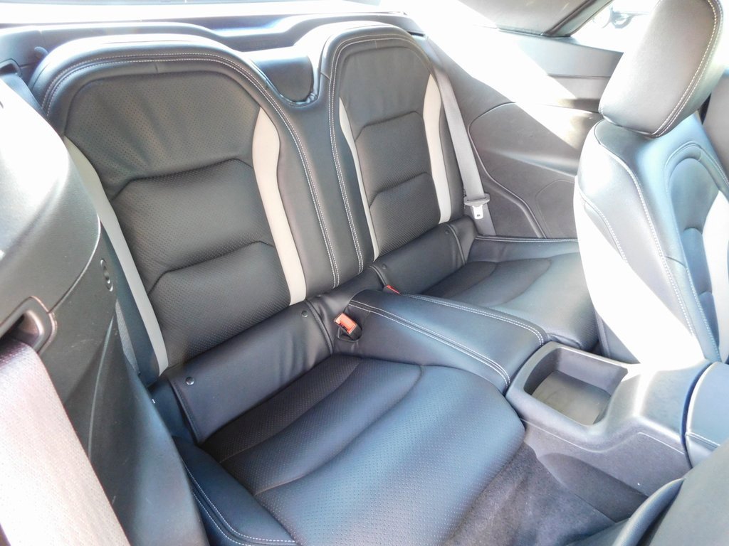 Used 2019 Chevrolet Camaro LT w/ Technology Package image 24