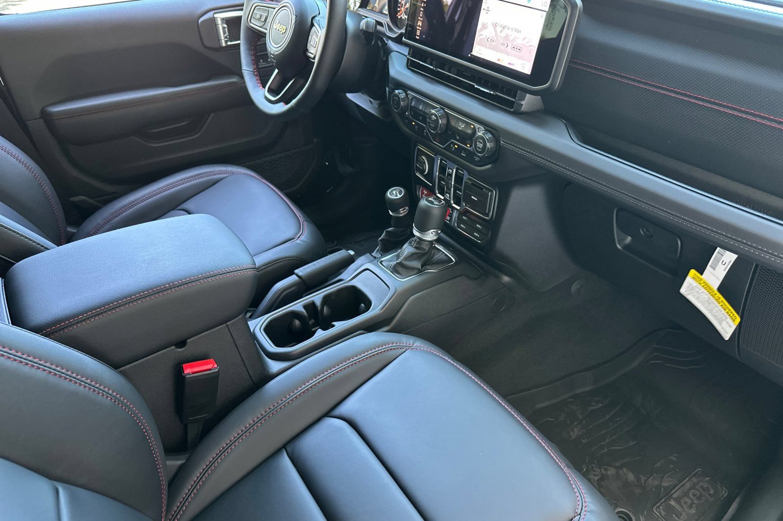 New 2026 Jeep Wrangler Unlimited Rubicon 392 w/ Quick Order Package 27X Moab AWD/4WD image 16