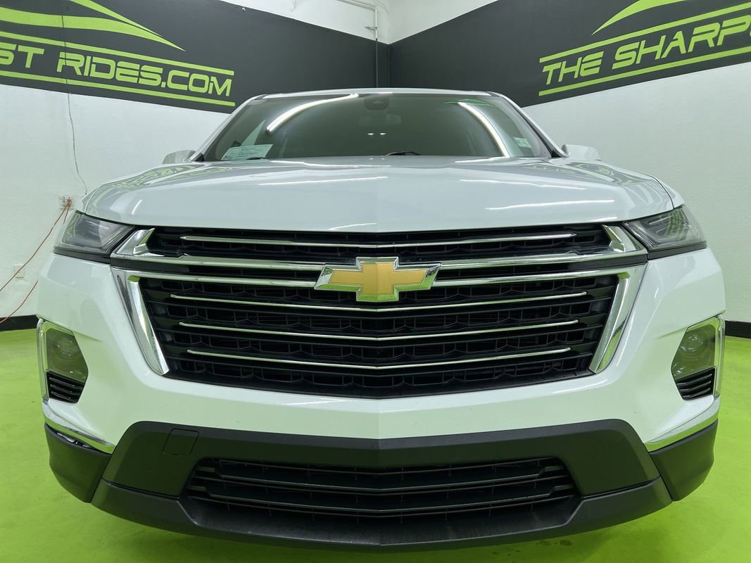 Used 2023 Chevrolet Traverse LT AWD/4WD image 3