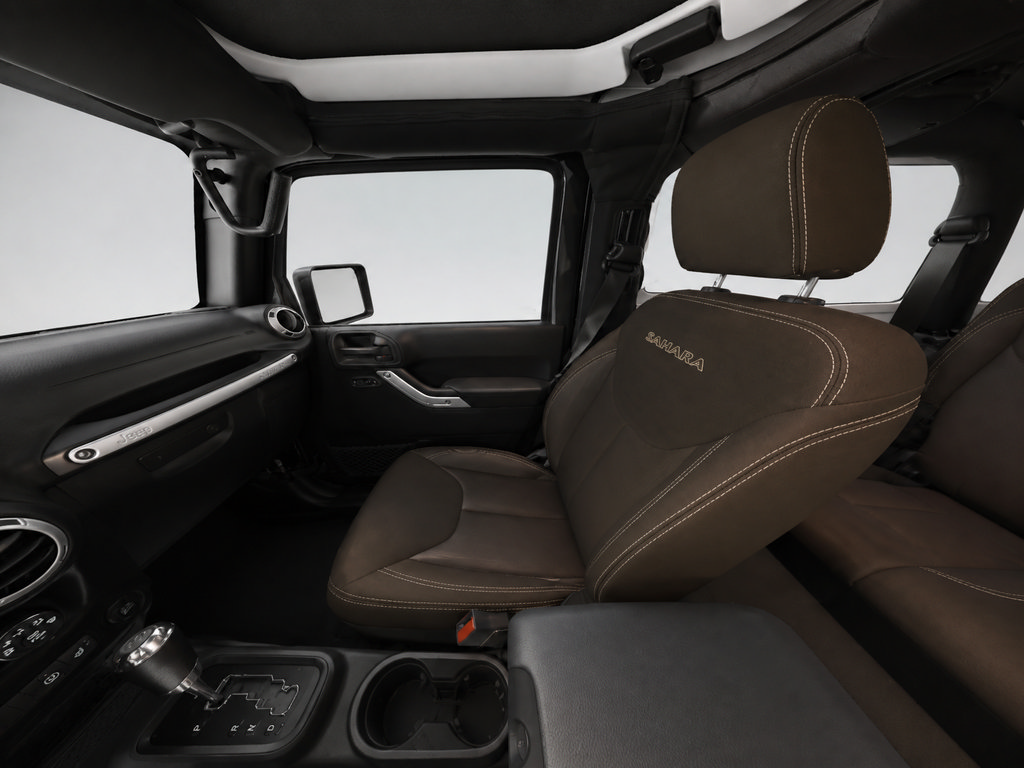 Used 2018 Jeep Wrangler Sahara w/ Connectivity Group AWD/4WD image 11