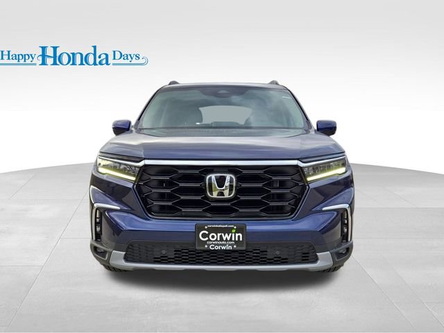 New 2025 Honda Pilot Touring image 5