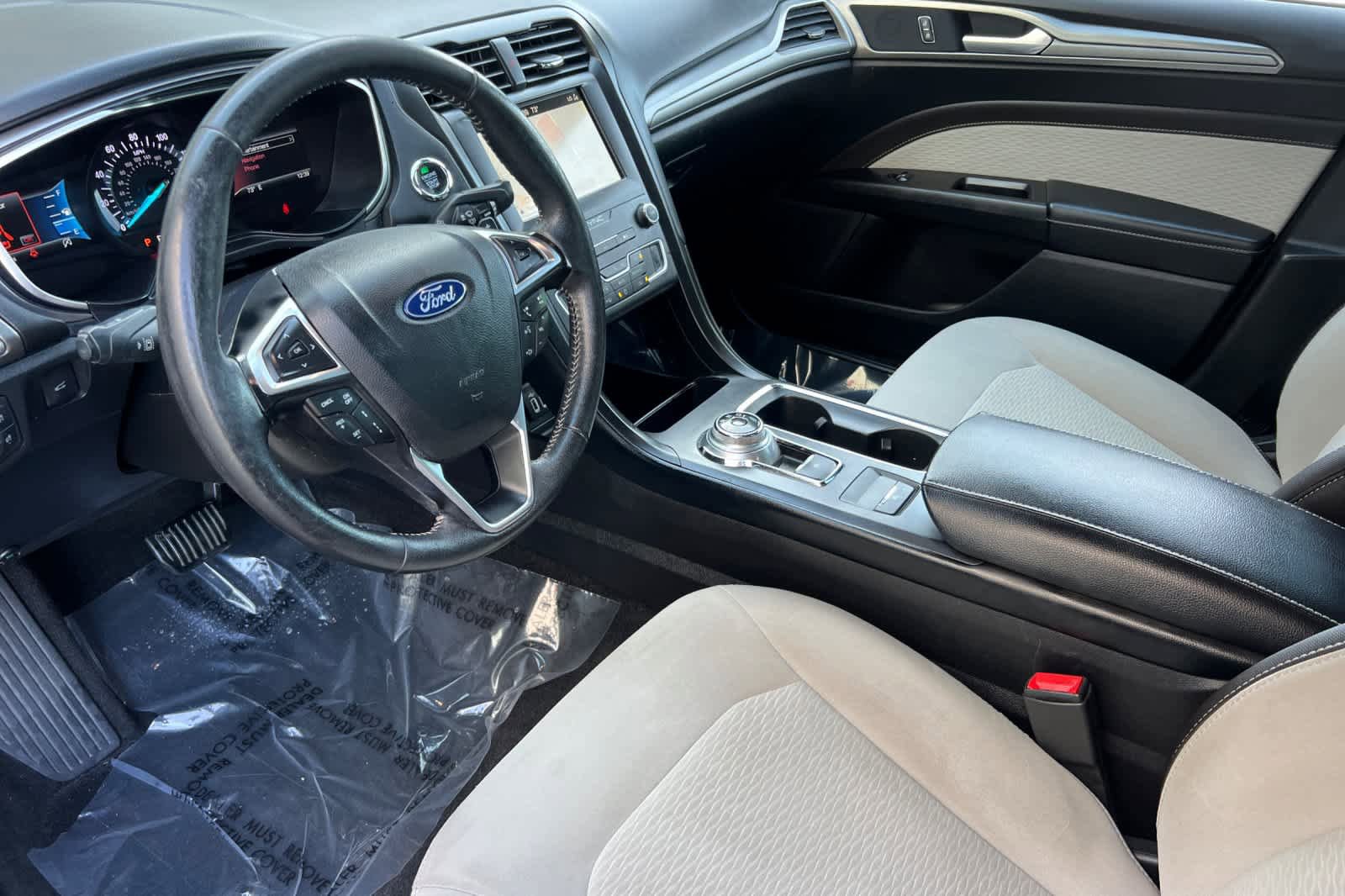Used 2019 Ford Fusion SE w/ Equipment Group 151A image 11