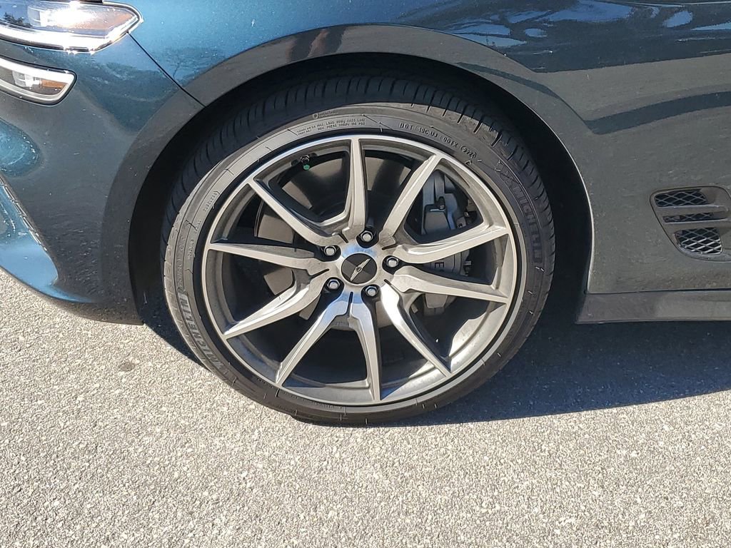 Certified 2025 Genesis G70 2.5T image 11