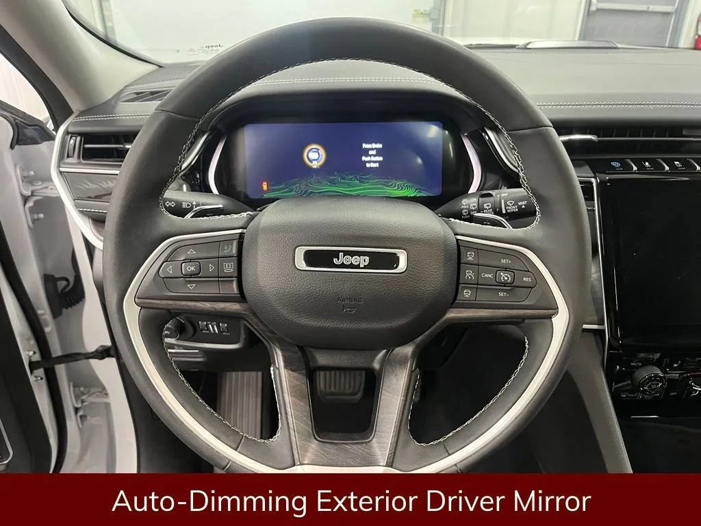 Used 2022 Jeep Grand Cherokee Limited 4xe w/ Luxury Tech Group II AWD/4WD image 14