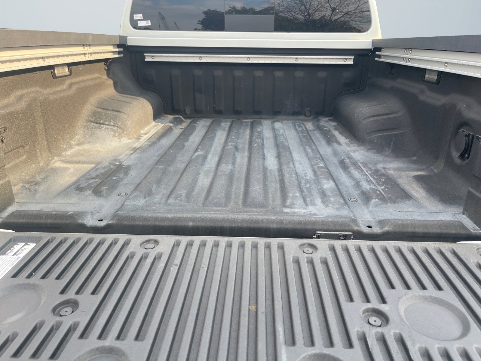 Used 2023 Nissan Frontier PRO-4X w/ Pro Convenience Package image 15