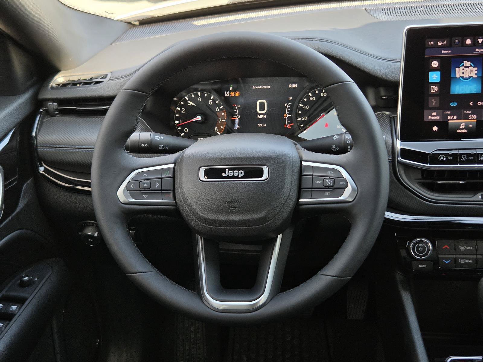New 2026 Jeep Compass Latitude AWD/4WD image 18