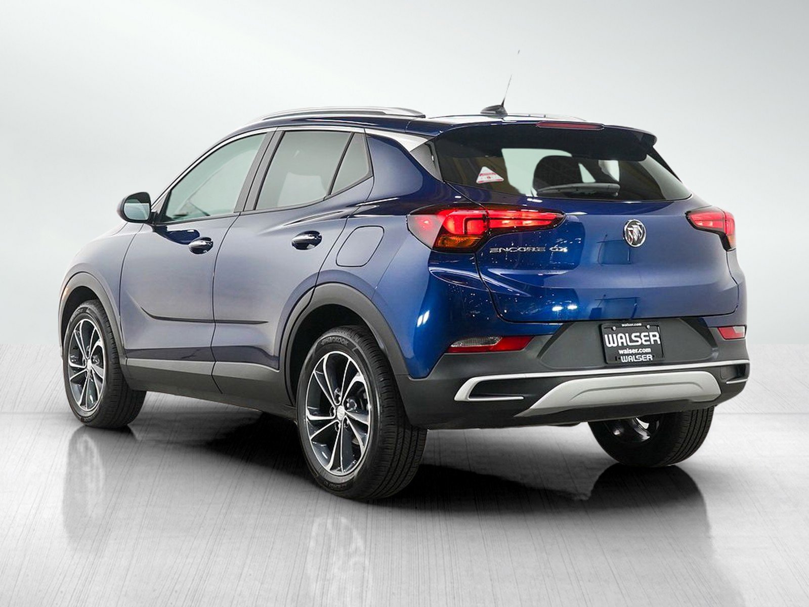 Used 2023 Buick Encore GX Select image 3