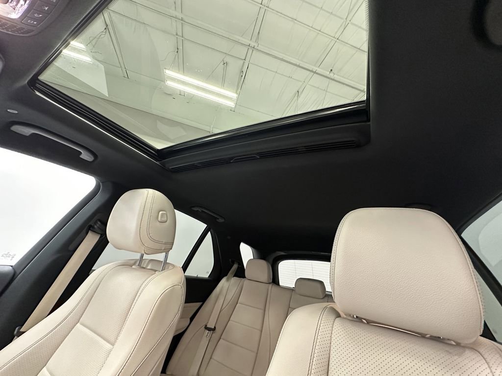 Certified 2021 Mercedes-Benz GLE 350 4MATIC w/ Premium Package image 35