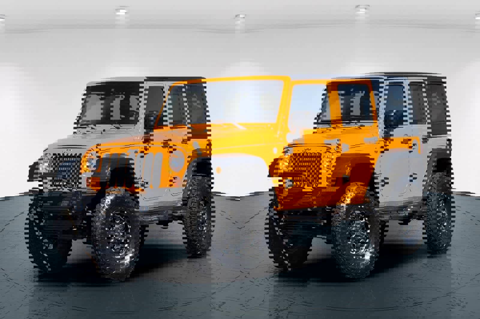 Used 2012 Jeep Wrangler Unlimited Sport image 1