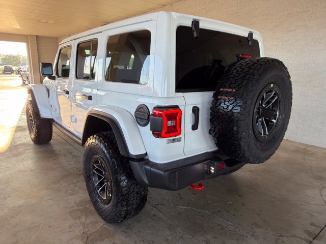 New 2027 Jeep Wrangler Unlimited Rubicon w/ Xtreme 35 Tire Package AWD/4WD image 3