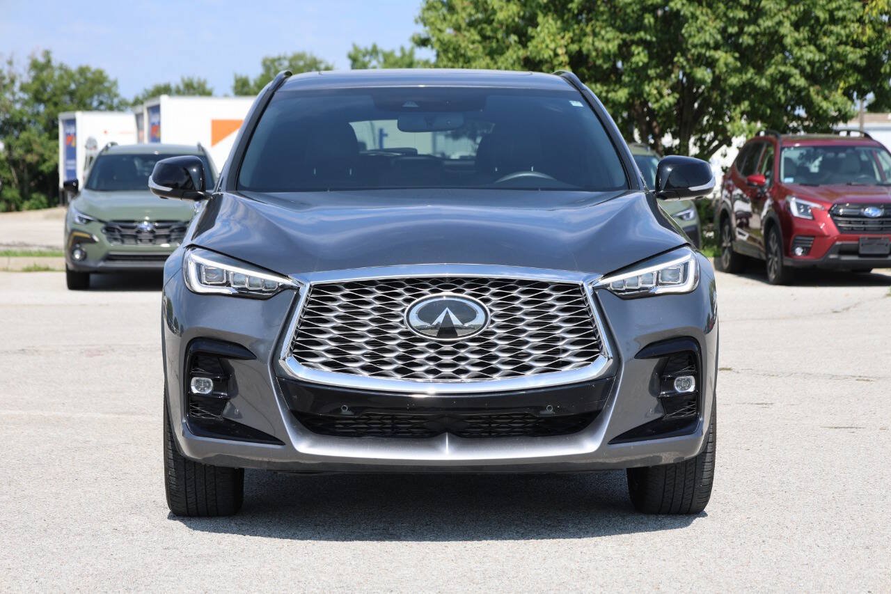 Used 2023 INFINITI QX55 Essential AWD/4WD image 2