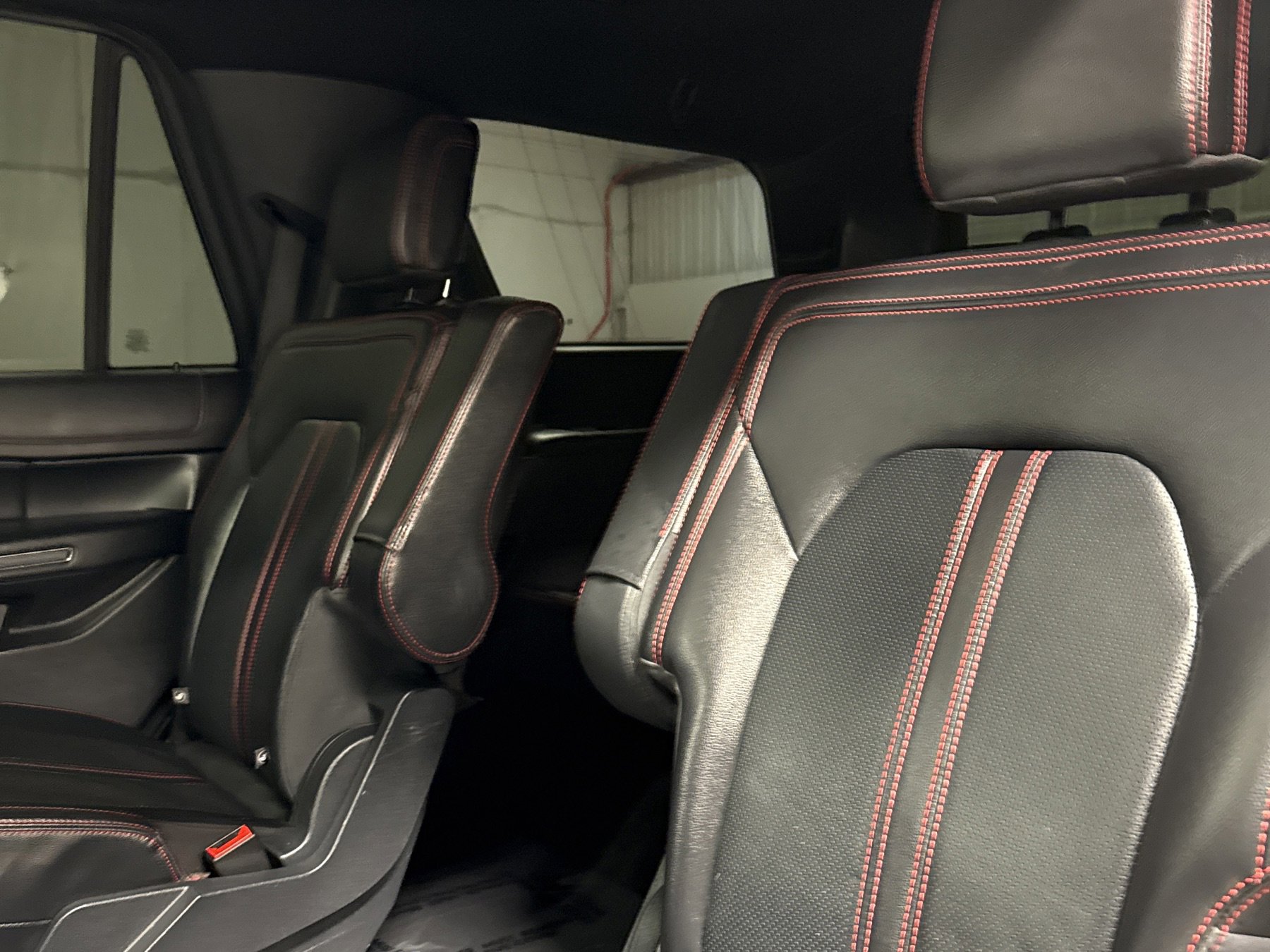 Used 2024 Ford Expedition Limited image 15