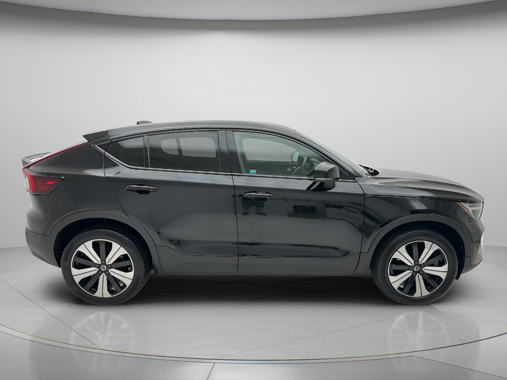 Used 2023 Volvo C40 Recharge Core AWD/4WD image 6