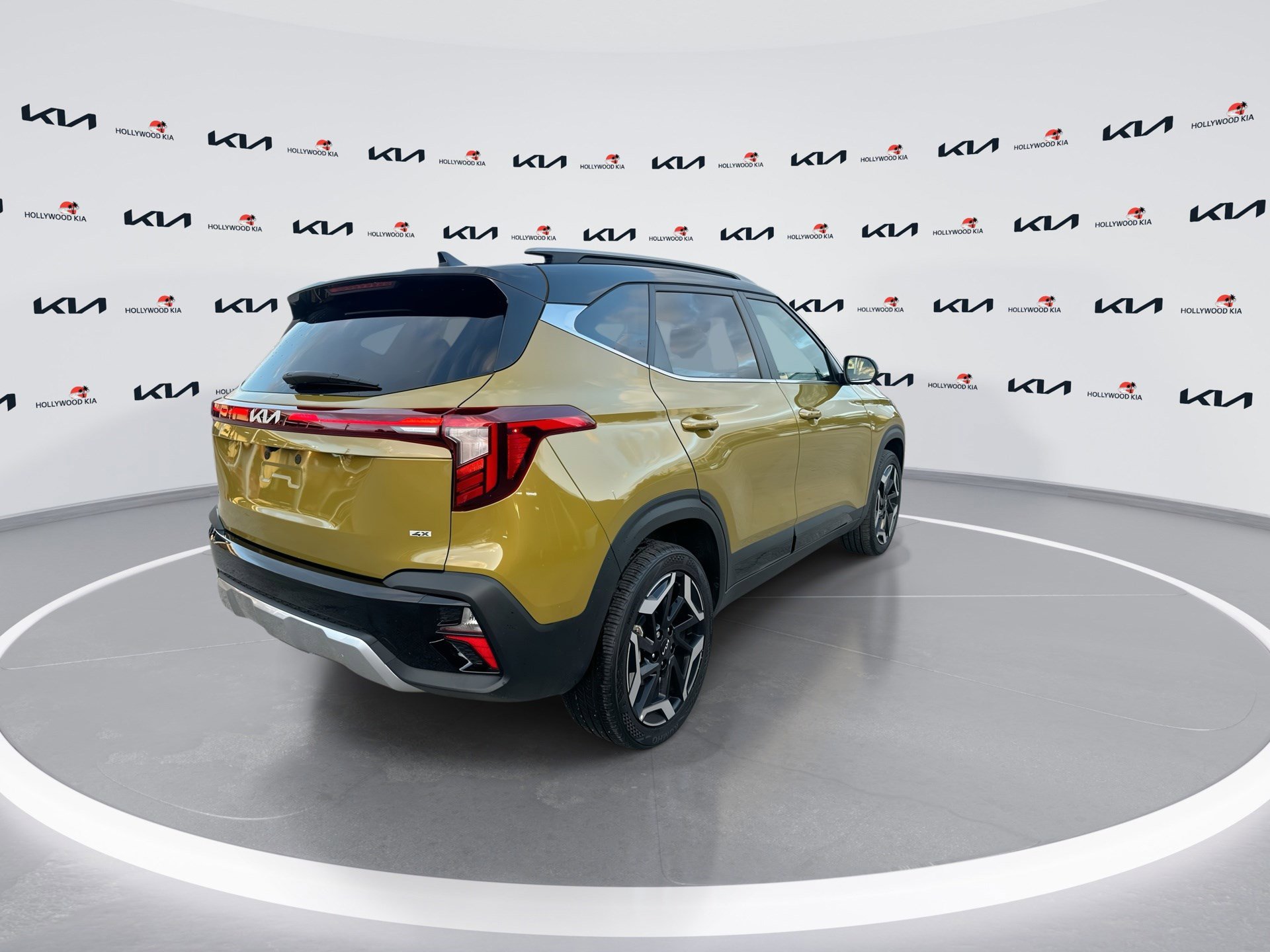 Used 2024 Kia Seltos SX image 8