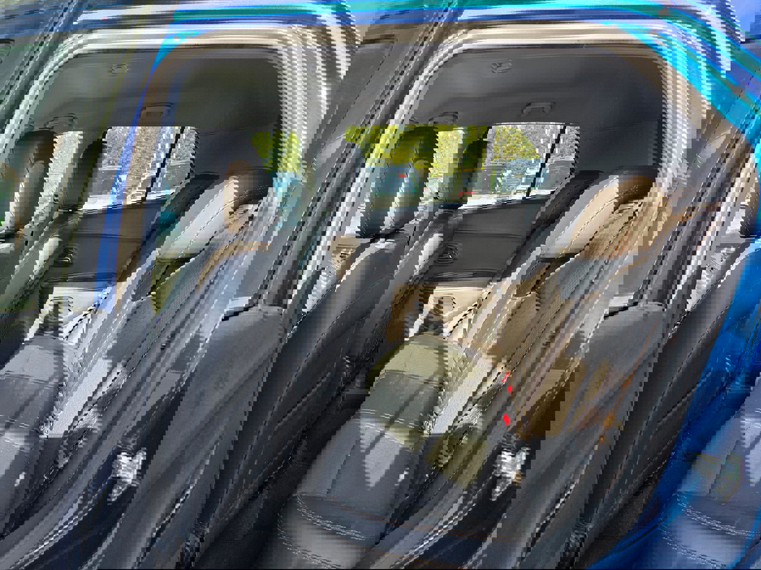 Used 2019 Chevrolet Trax LT w/ LT Convenience Package image 9