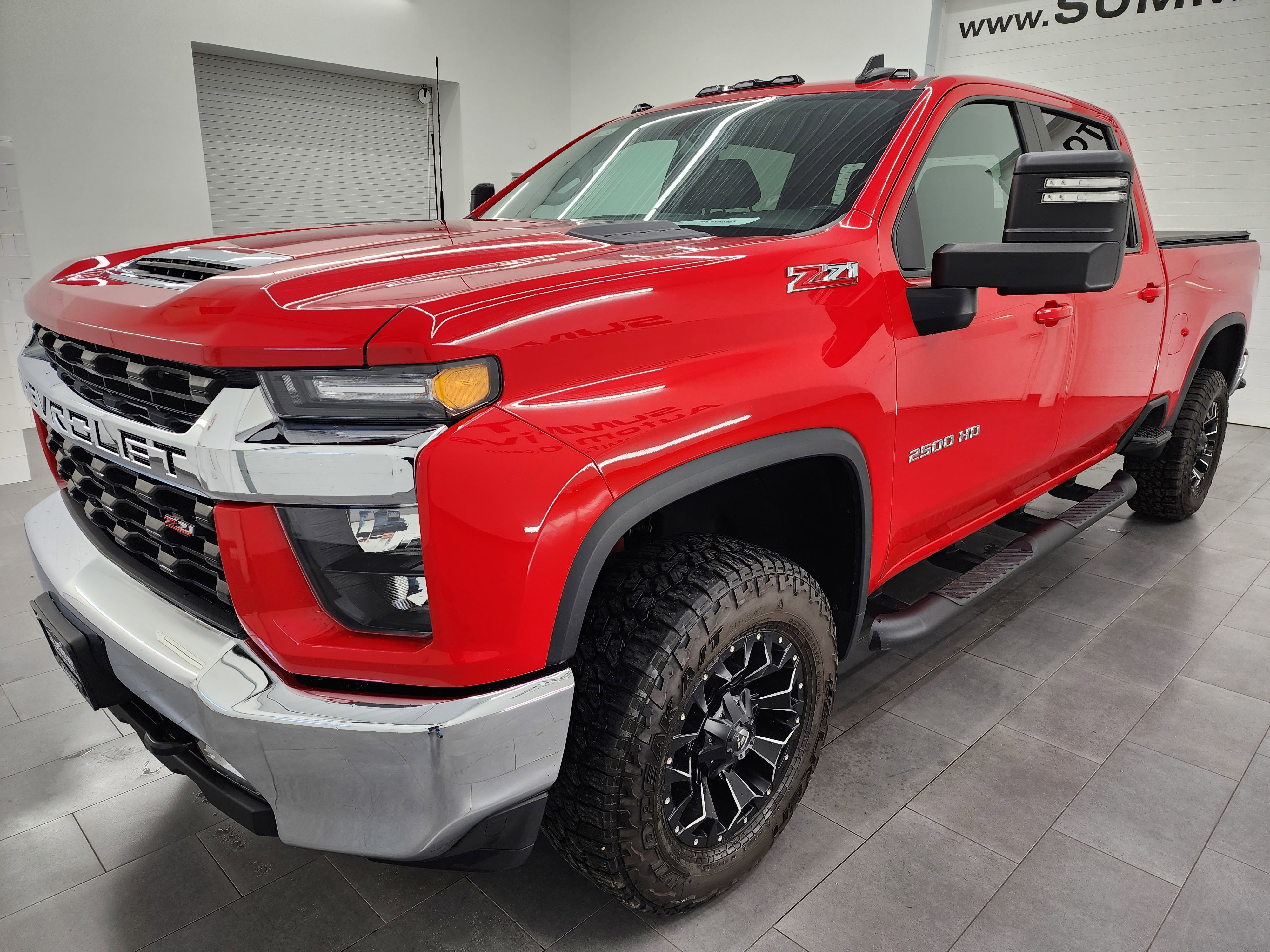 Used 2023 Chevrolet Silverado 2500 LT w/ Convenience Package image 7