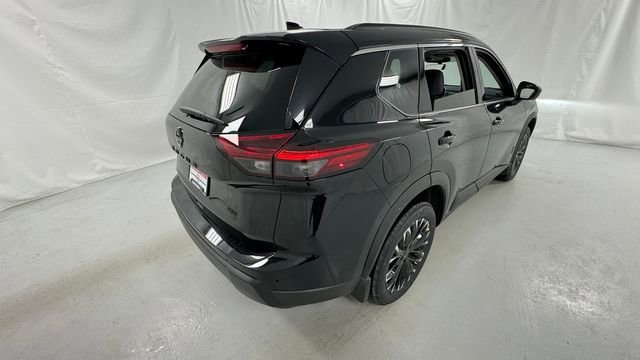 New 2026 Nissan Rogue SV AWD/4WD image 3