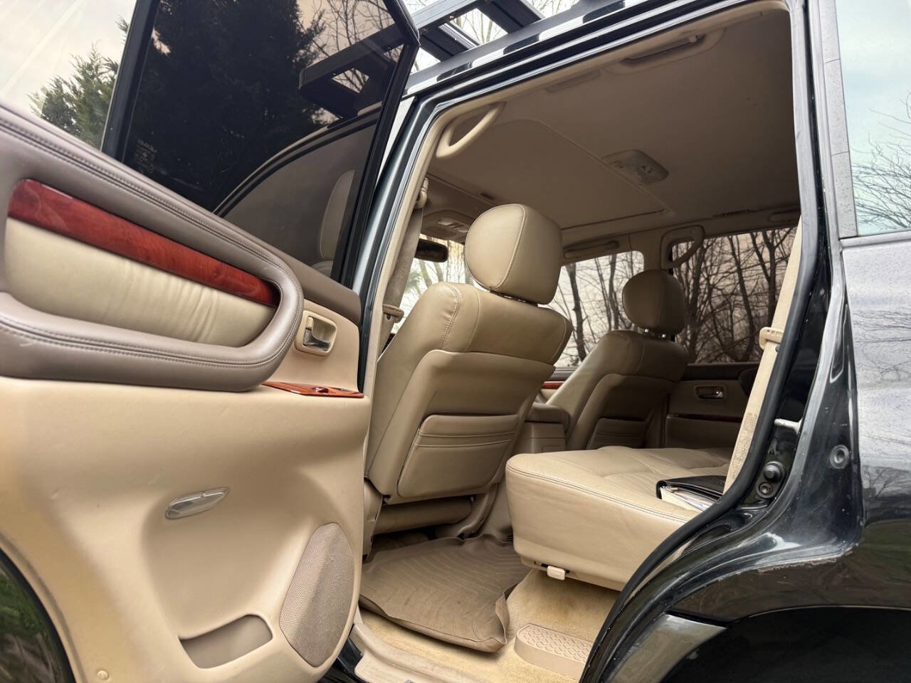 Used 2002 Lexus LX 470 Base 4WD 4dr SUV image 75