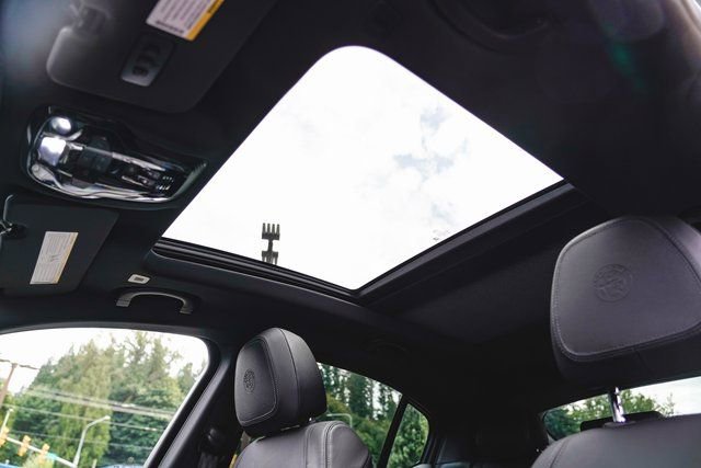 New 2025 Alfa Romeo Stelvio Sprint image 26