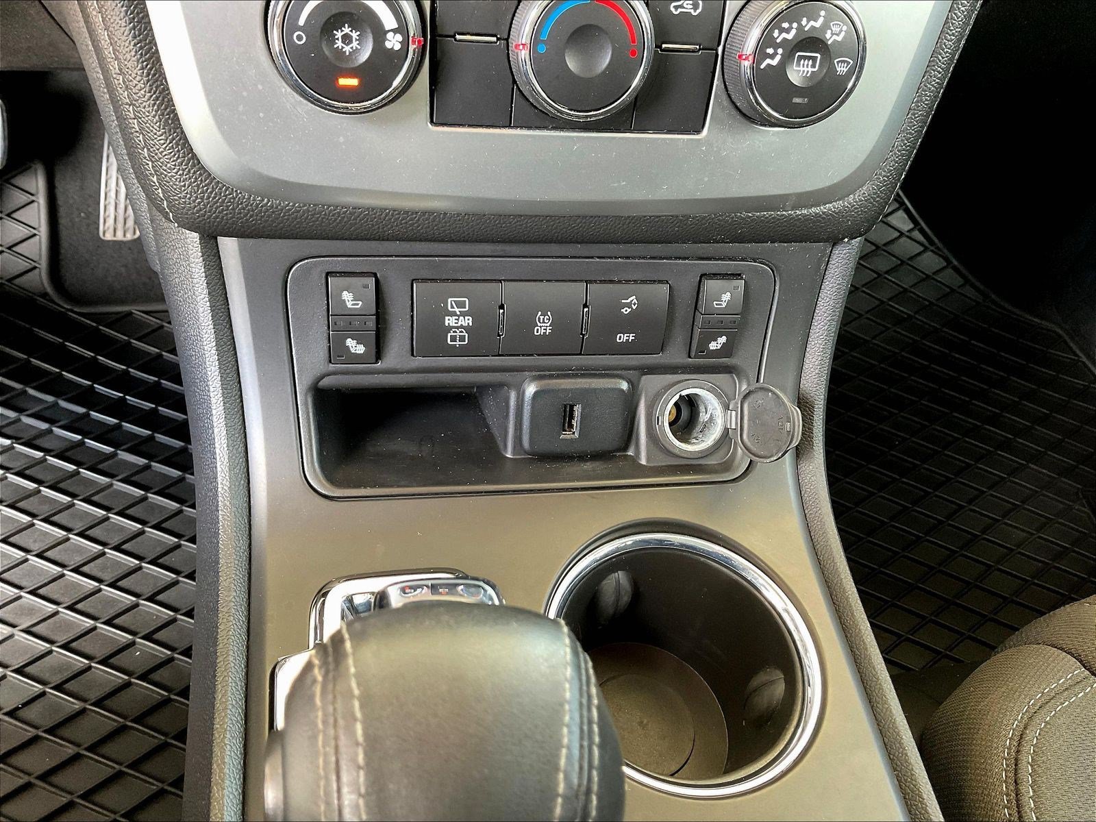 Used 2016 GMC Acadia SLE FWD image 15
