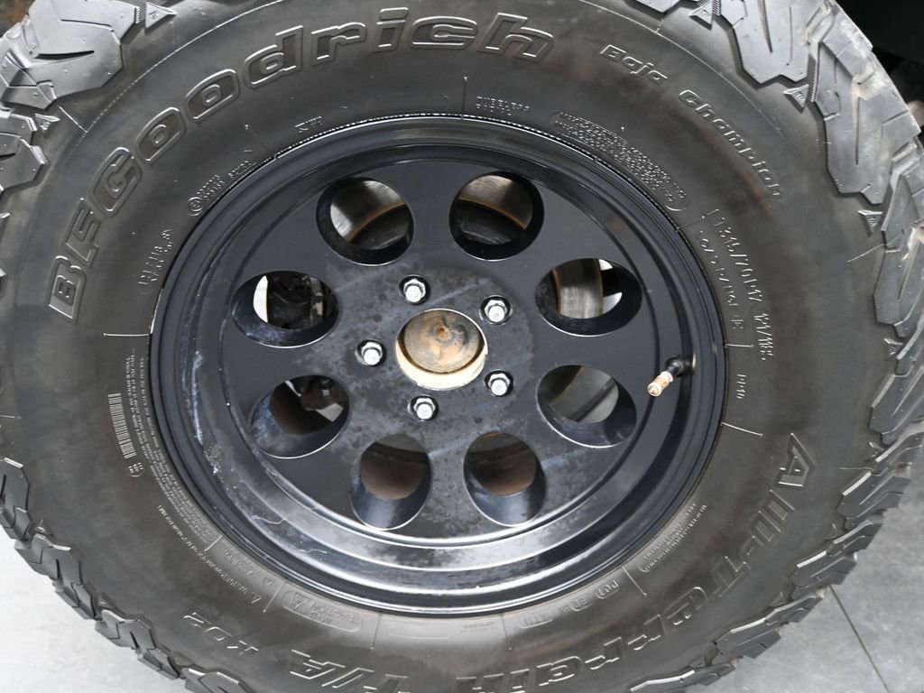 Used 2015 Jeep Wrangler Sport w/ Quick Order Package 24S image 19