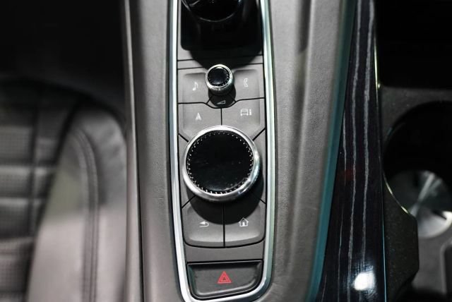 Used 2023 Cadillac Escalade V AWD/4WD image 26