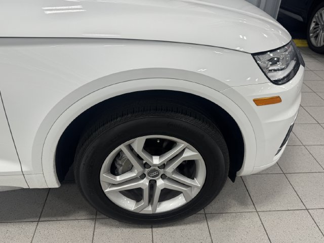Used 2019 Audi Q5 Premium Plus w/ Convenience Package AWD/4WD image 9
