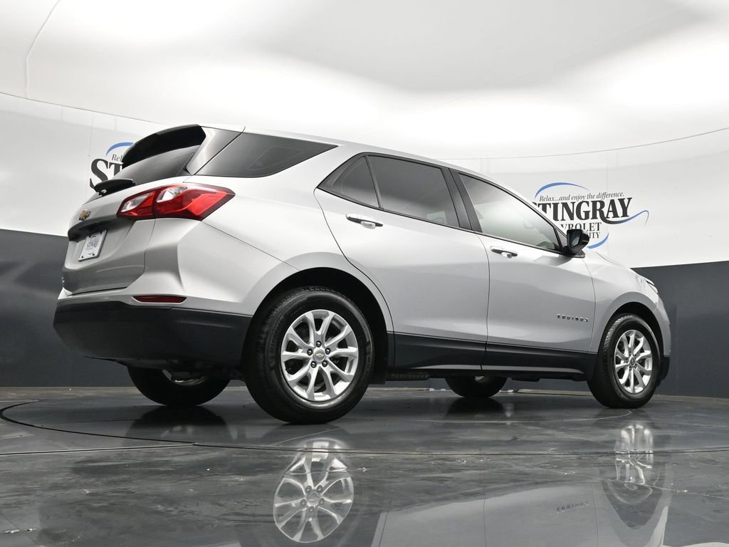 Used 2019 Chevrolet Equinox LS image 23