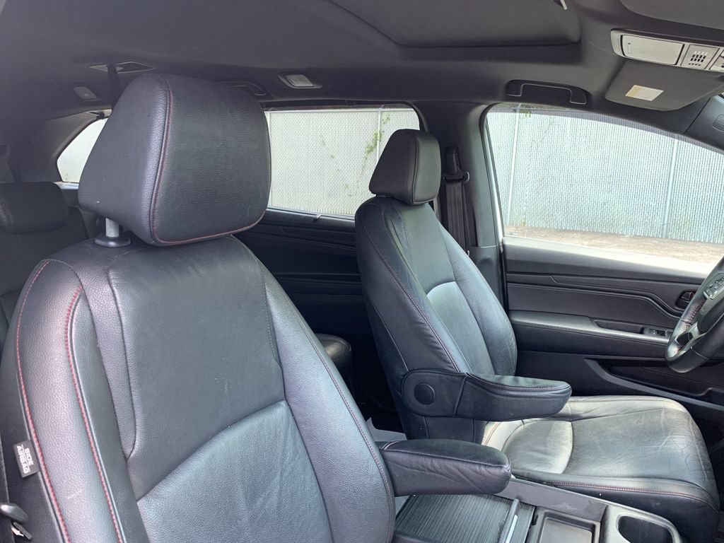 Used 2023 Honda Odyssey Sport image 21