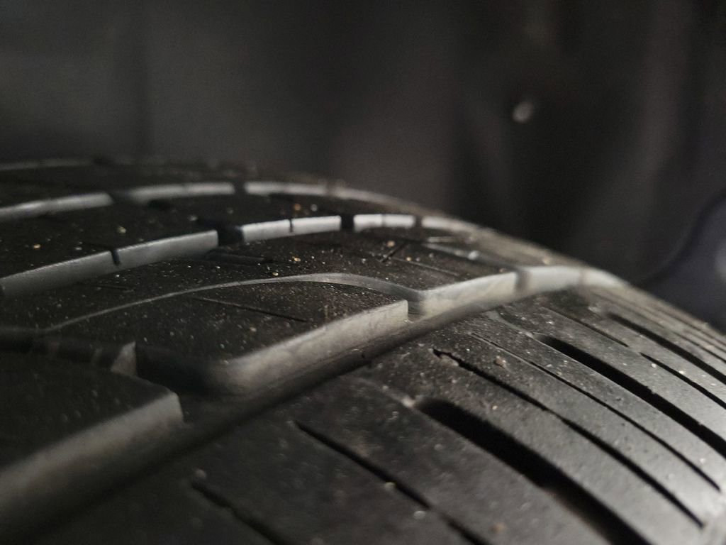 Used 2021 Toyota Highlander XLE image 11