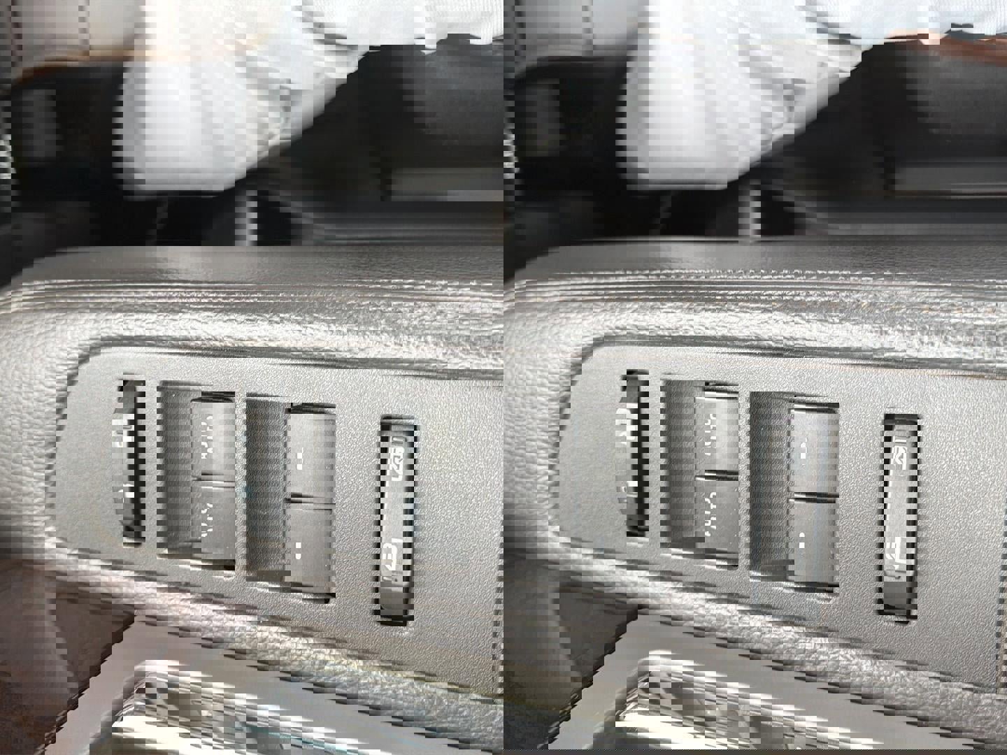 Used 2014 Ford F150 Platinum image 13