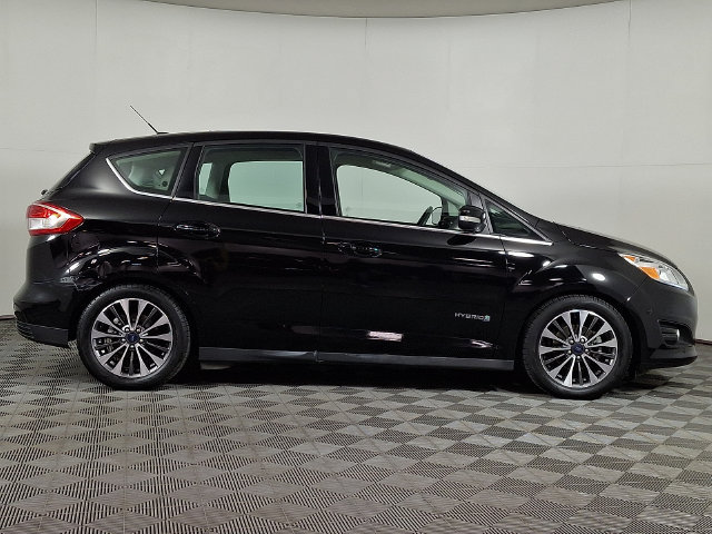 Used 2017 Ford C-MAX Titanium w/ Equipment Group 301A FWD image 10