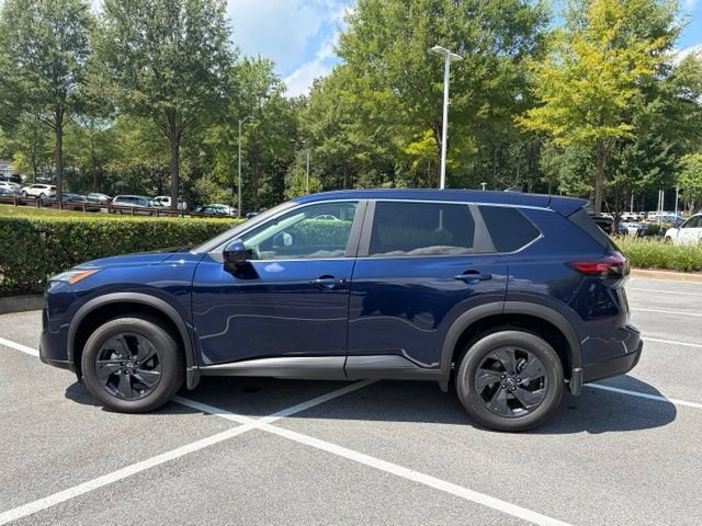 Certified 2026 Nissan Rogue SV FWD image 2