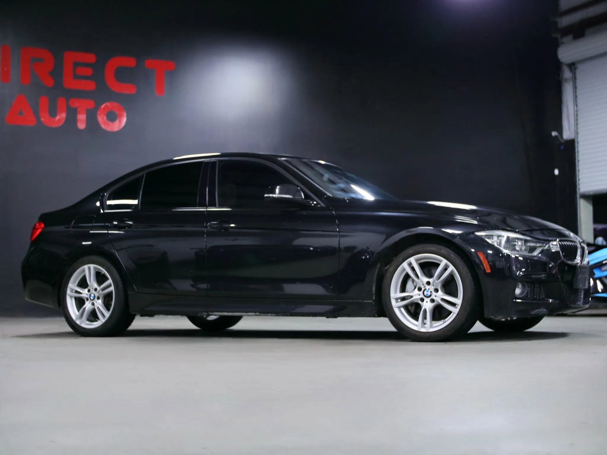 Used 2018 BMW 330i xDrive Sedan w/ M Sport Package image 8