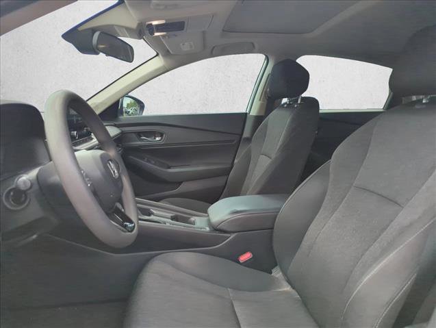 Used 2023 Honda Accord EX image 13