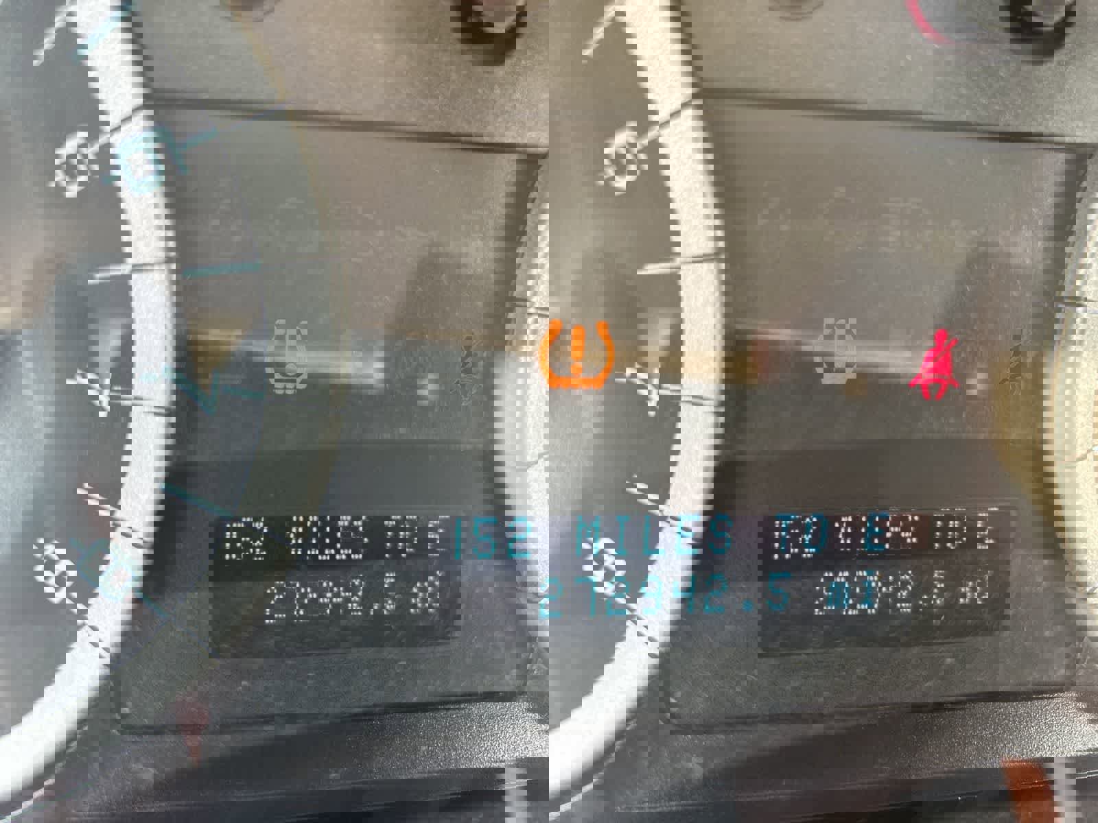 Used 2011 Ford Escape Limited w/ 302A Rapid Spec Order Code FWD image 20