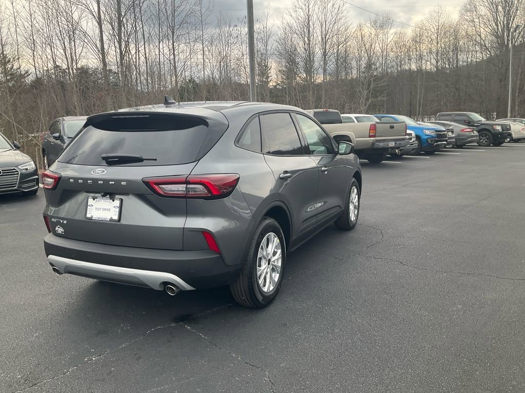 New 2026 Ford Escape Active w/ Tech Pack #1 FWD image 5