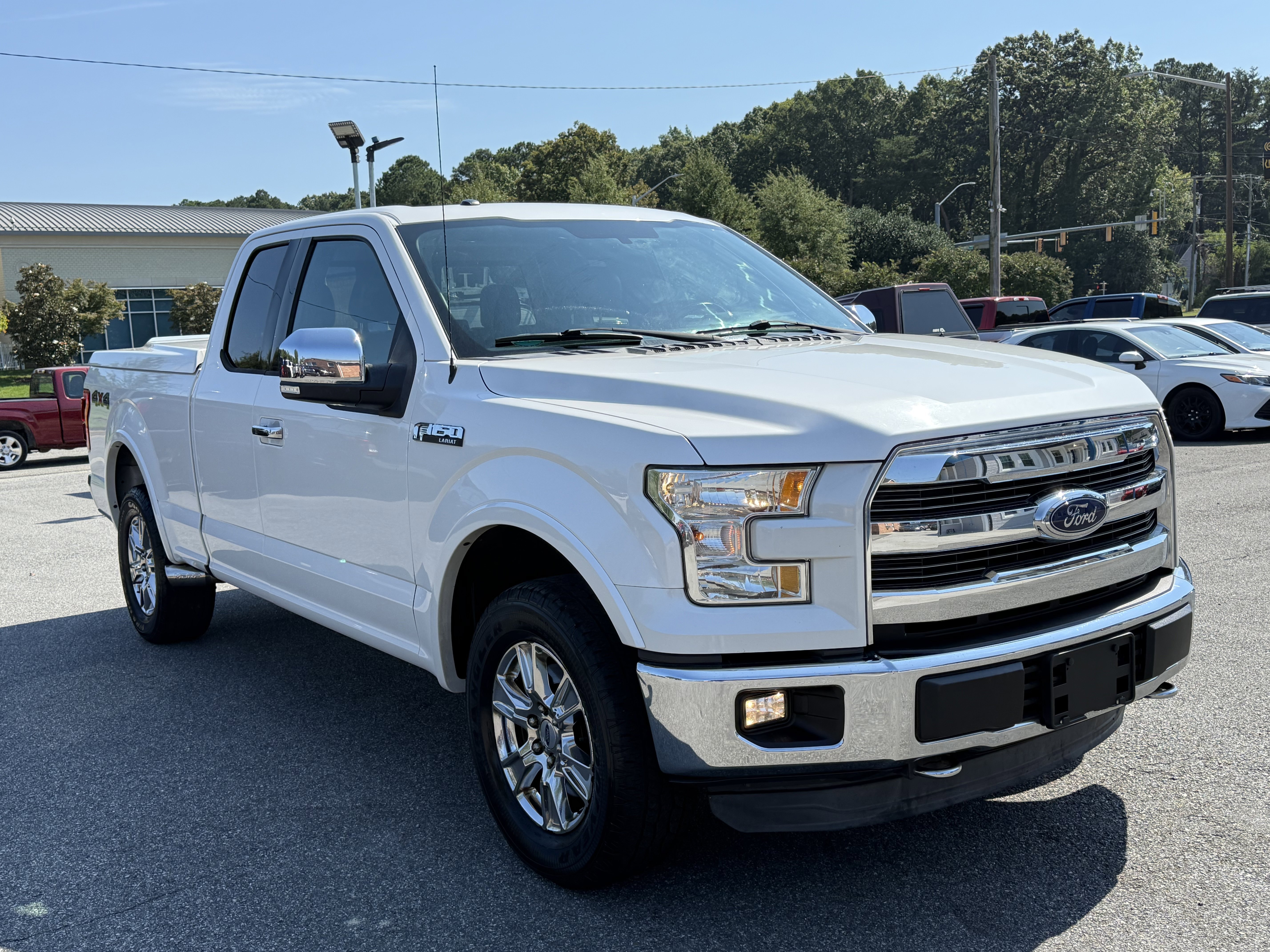 Used 2015 Ford F150 Lariat image 4