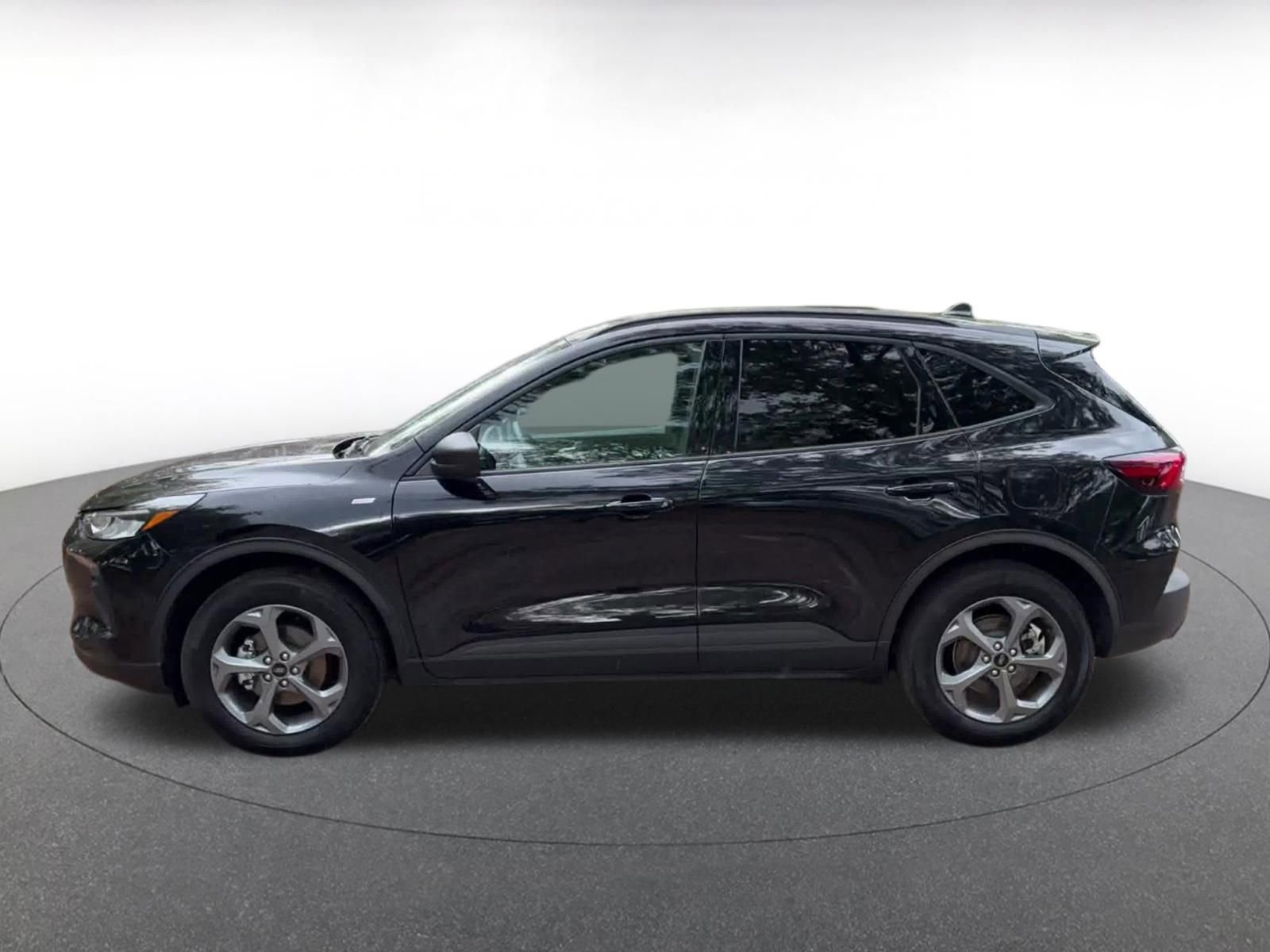 Used 2025 Ford Escape ST-Line AWD/4WD image 9
